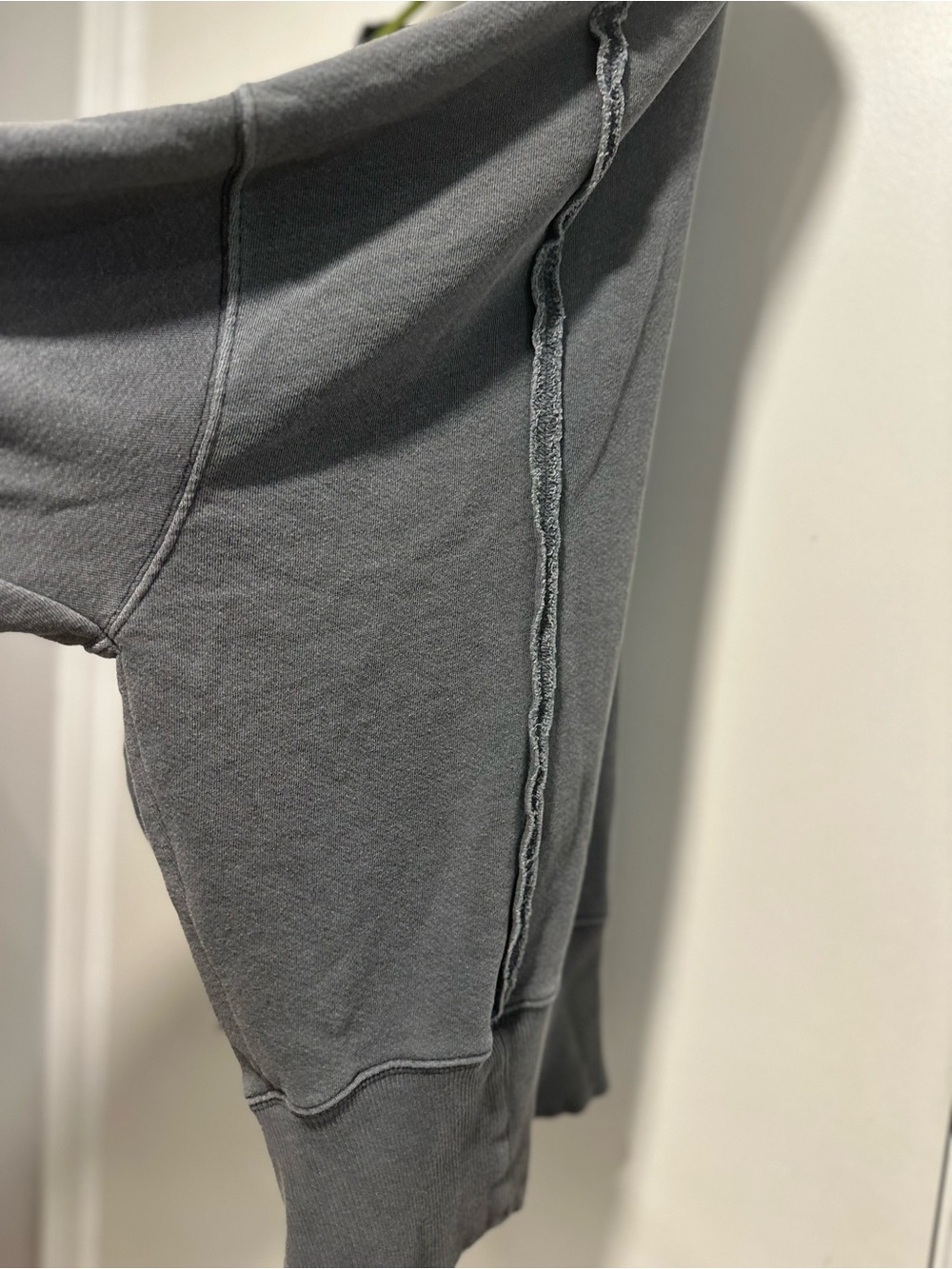 Free People We The Free SzL Gray Camden Sweatshirt Oversized Raw Hem Slouchy Top - Picture 10 of 16